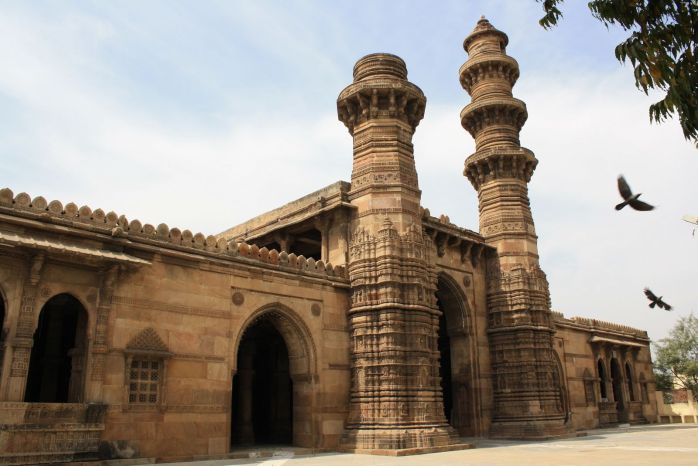 Jhulta Minar Ahmedabad